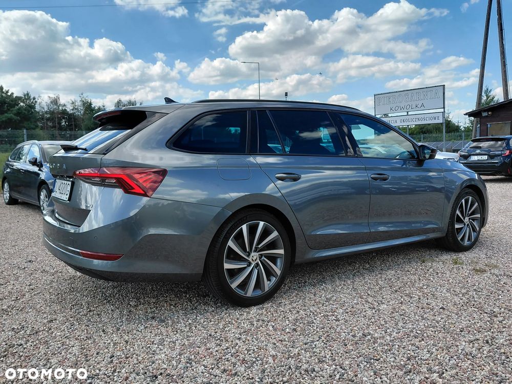 Skoda Octavia 2.0 TSI 4x4 Sportline DSG - 32
