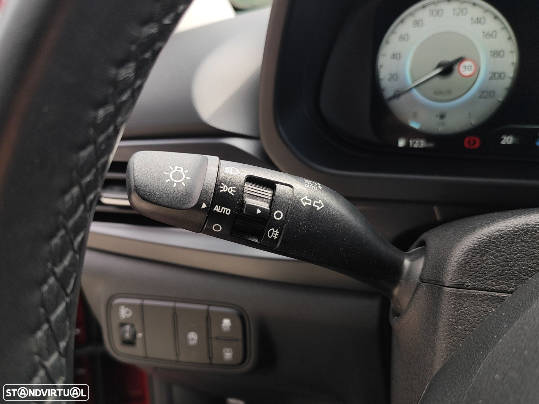 Hyundai Bayon 1.0 T-GDI Premium - 24