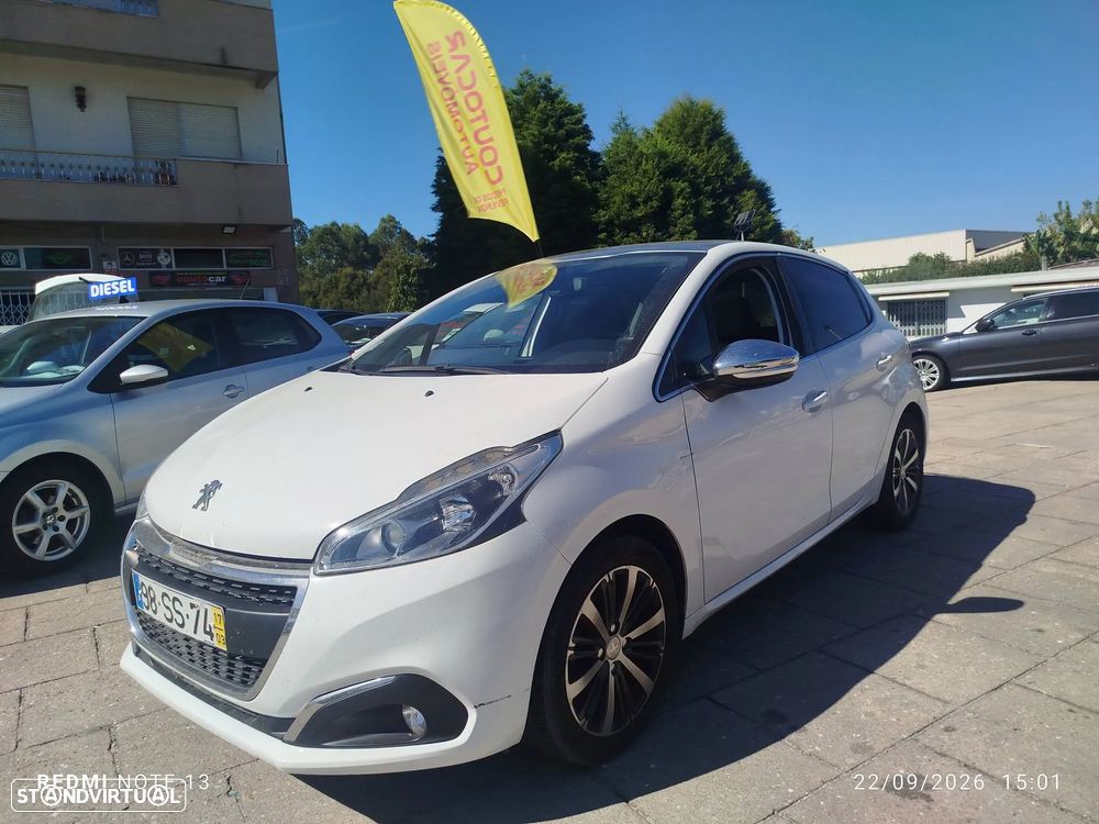 Peugeot 208 1.2 PureTech Allure - 1