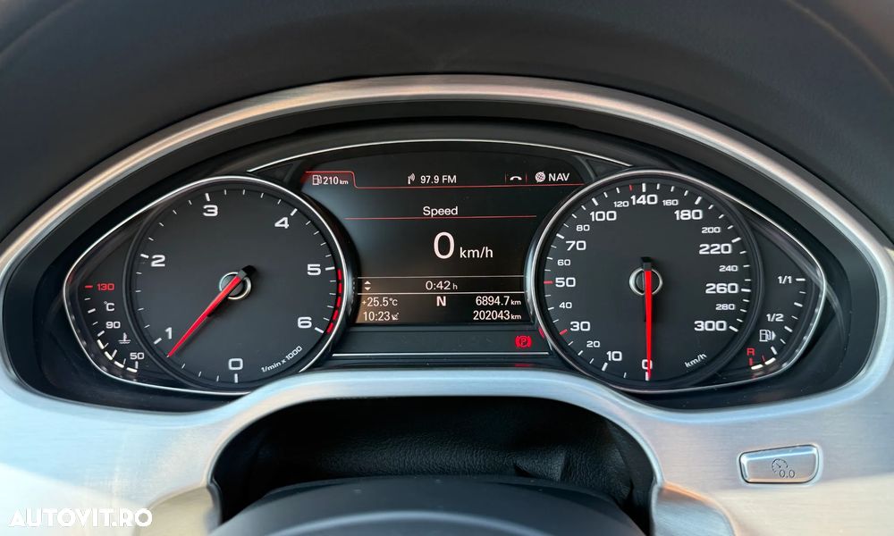 Audi A8 3.0 TDI Quattro Tiptronic - 24