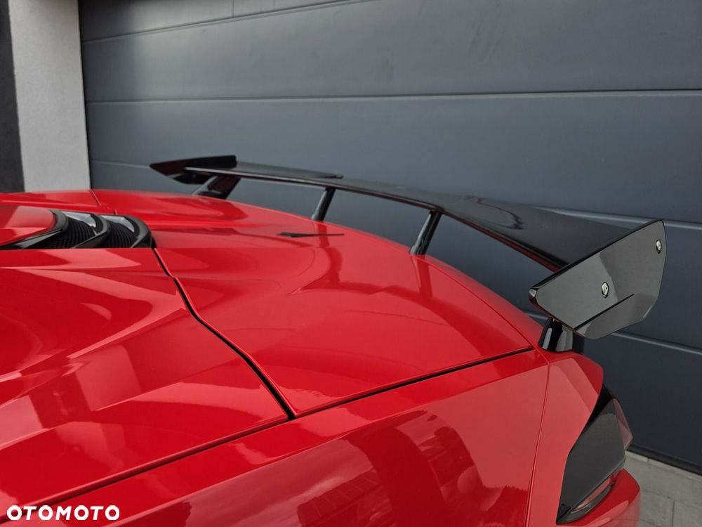 Chevrolet Corvette - 17
