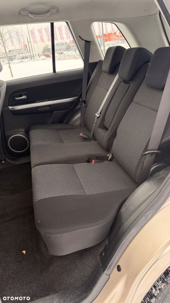 Suzuki Grand Vitara 1.9 DDiS Club - 9