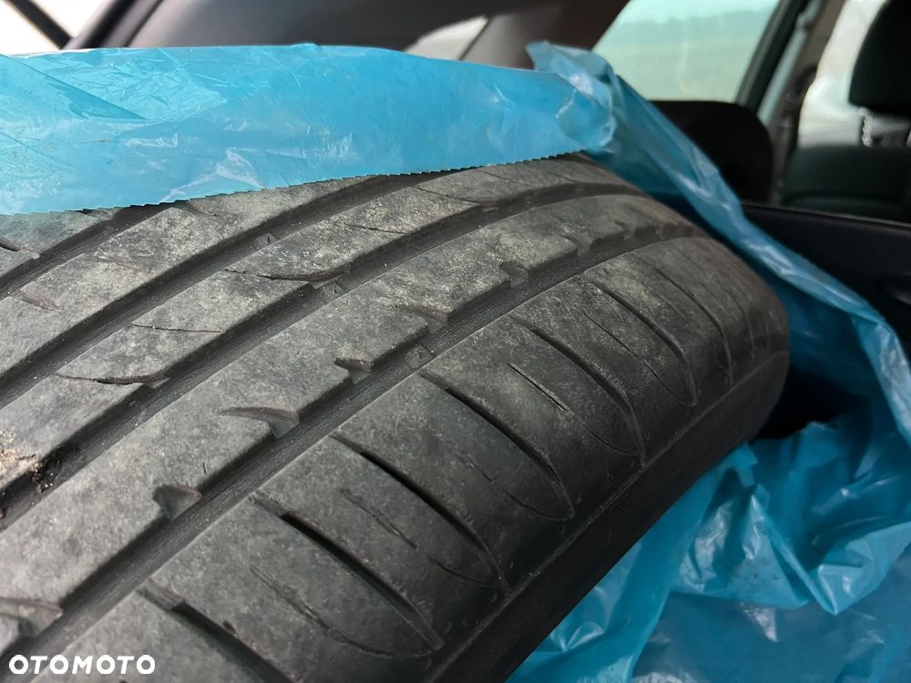 Hyundai Tucson 1.6 GDI BlueDrive Comfort 2WD - 36