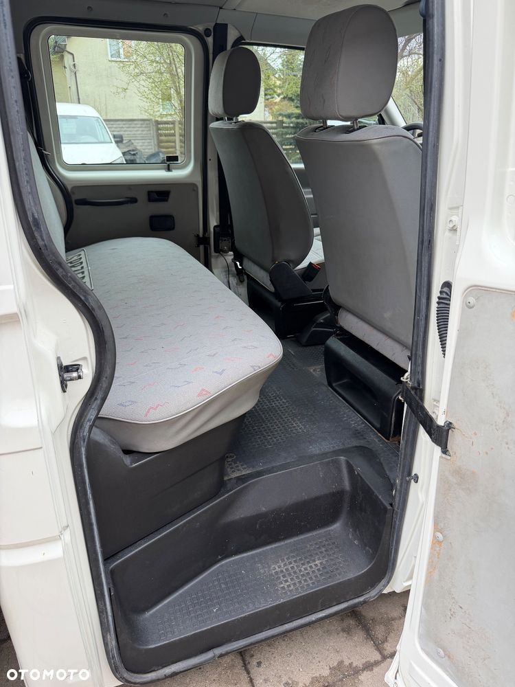 Volkswagen Transporter T4 - 23