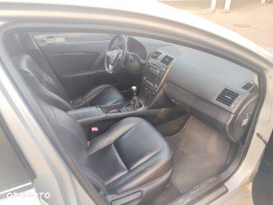 Toyota Avensis 2.0 D-4D Sol - 5