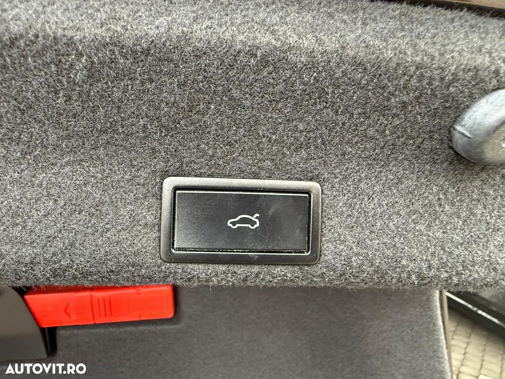 Volkswagen Passat 1.4 TSI ACT DSG Comfortline - 28