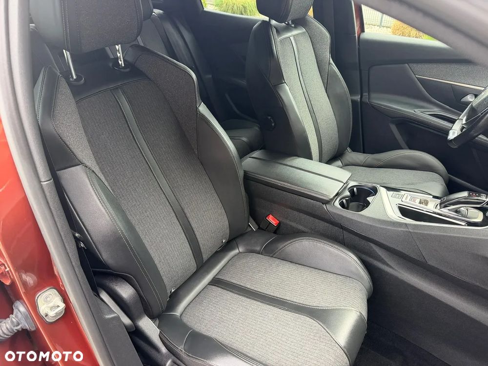 Peugeot 3008 - 22
