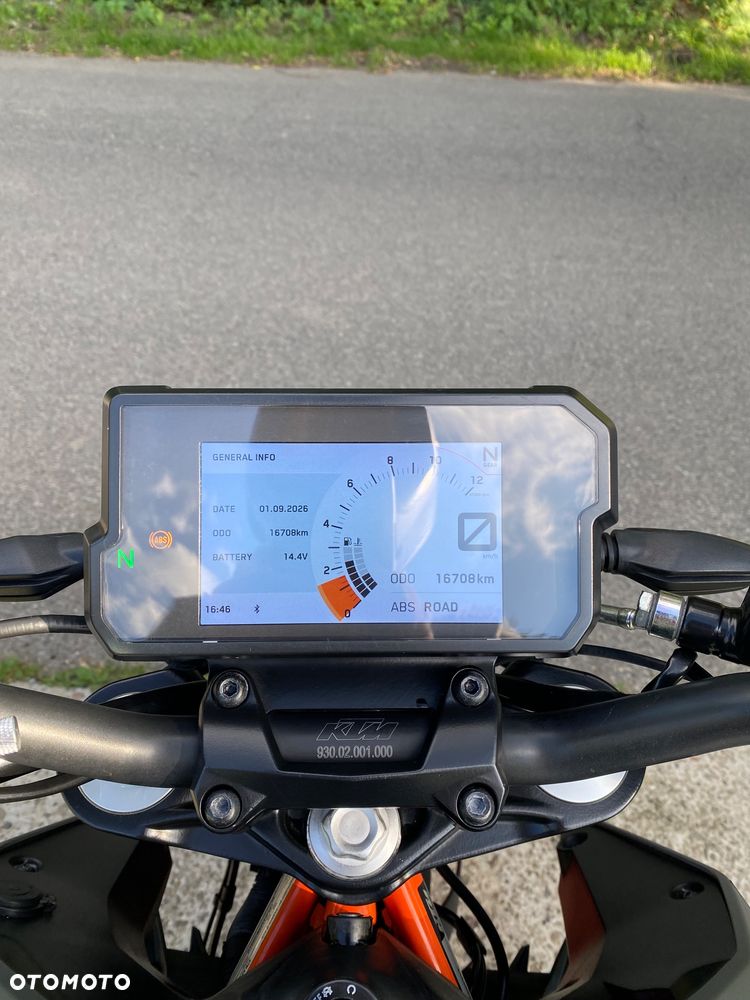 KTM Duke 125 - 9