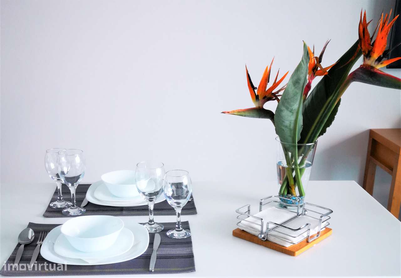 Apartamento T1  com varanda - 53M2+10M2 - Grande imagem: 5/13