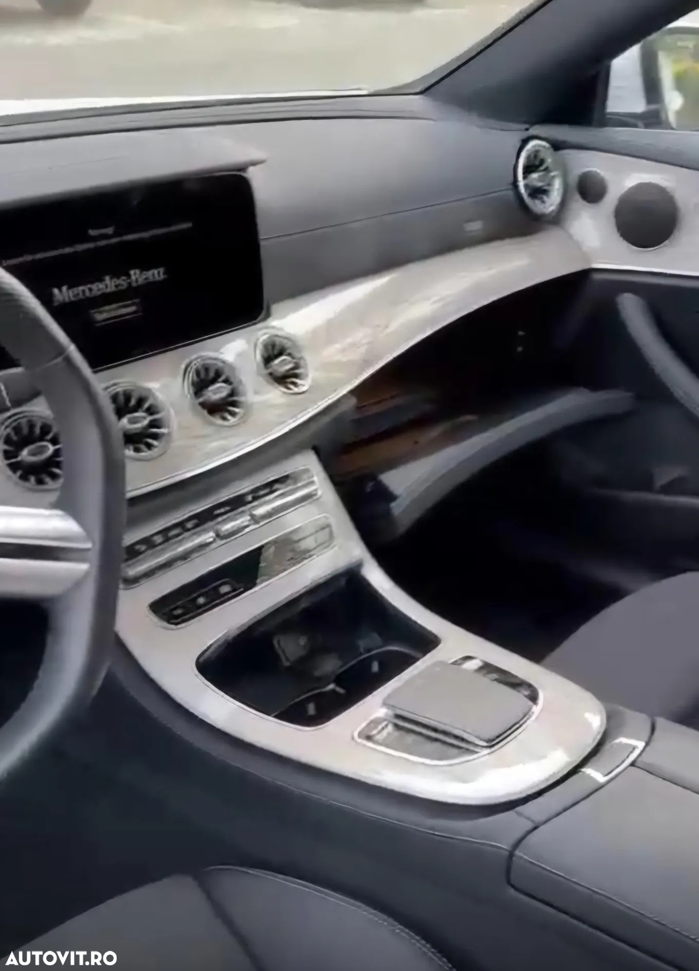 Mercedes-Benz E 300 Coupe 9G-TRONIC AMG Line - 9