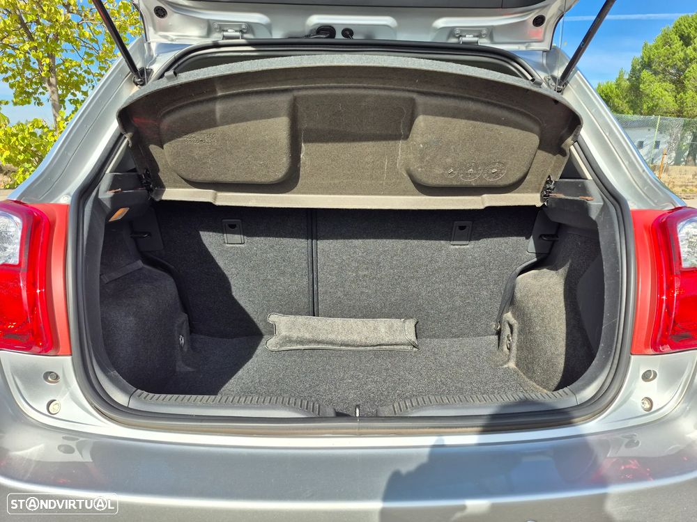 Toyota Auris 1.4 D-4D ACtive+AC - 14