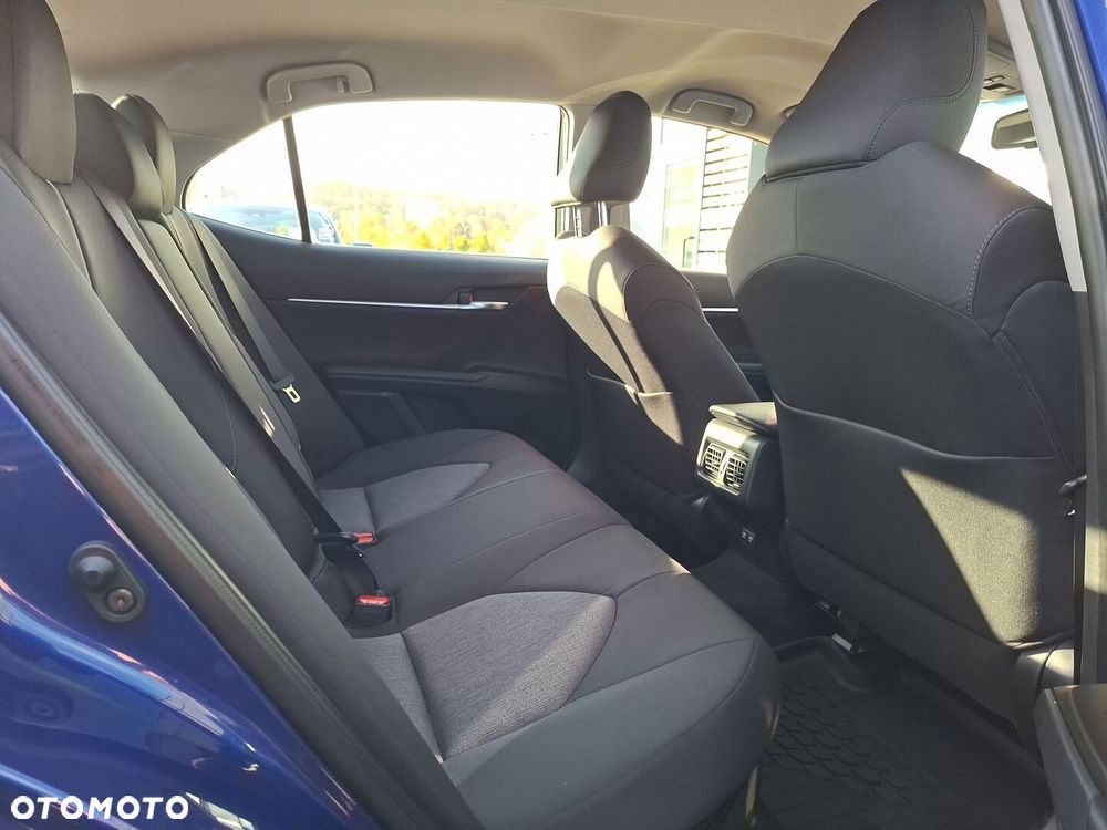 Toyota Camry 2.5 Hybrid Comfort CVT - 14