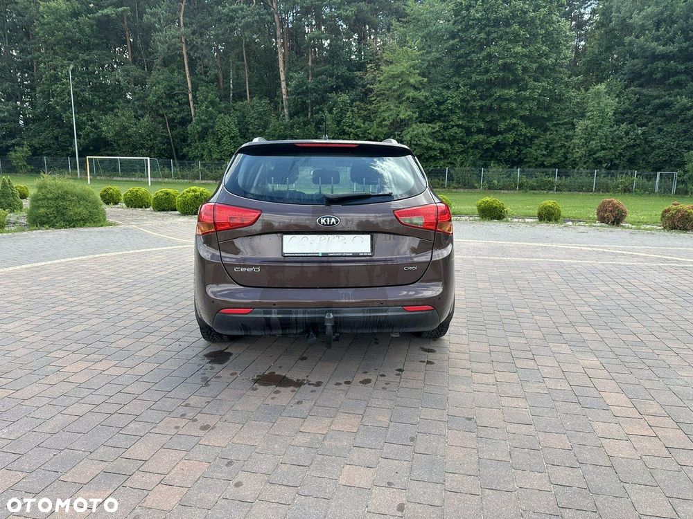 Kia Ceed - 6