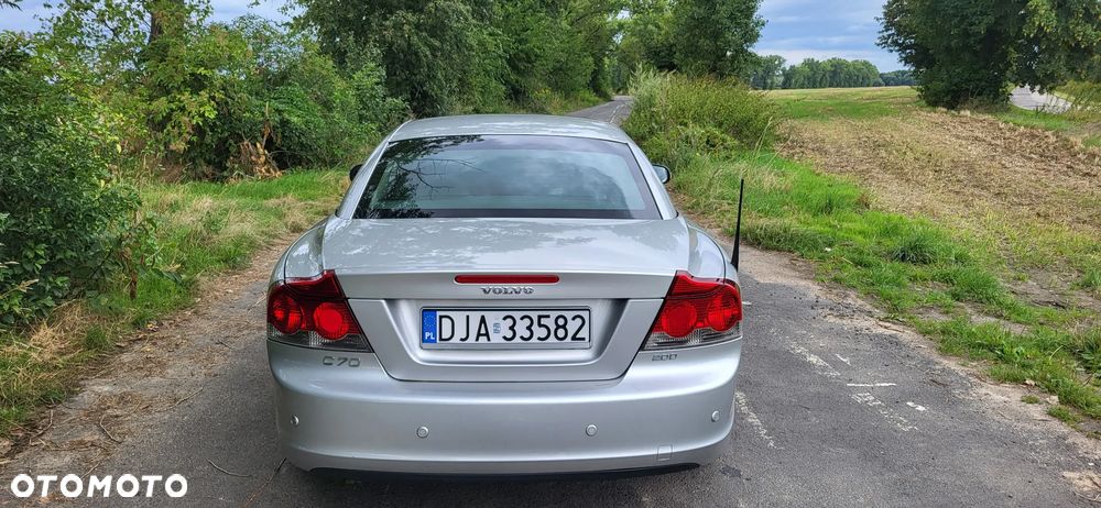 Volvo C70 2.0D Momentum - 16