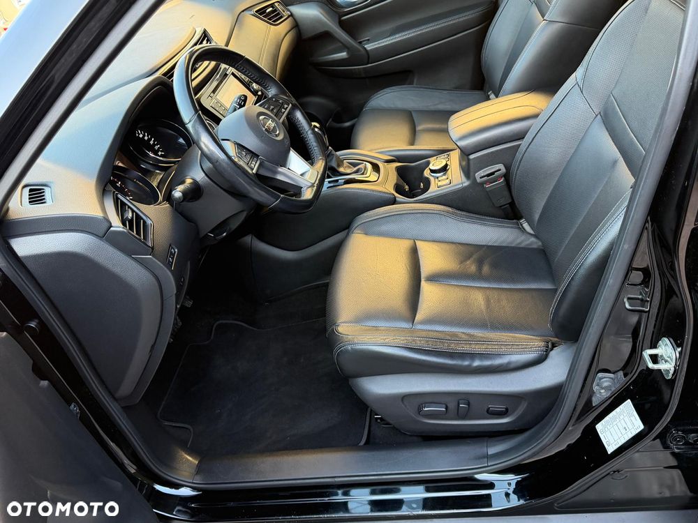 Nissan X-Trail 2.0 dCi Tekna 4WD Xtronic - 11