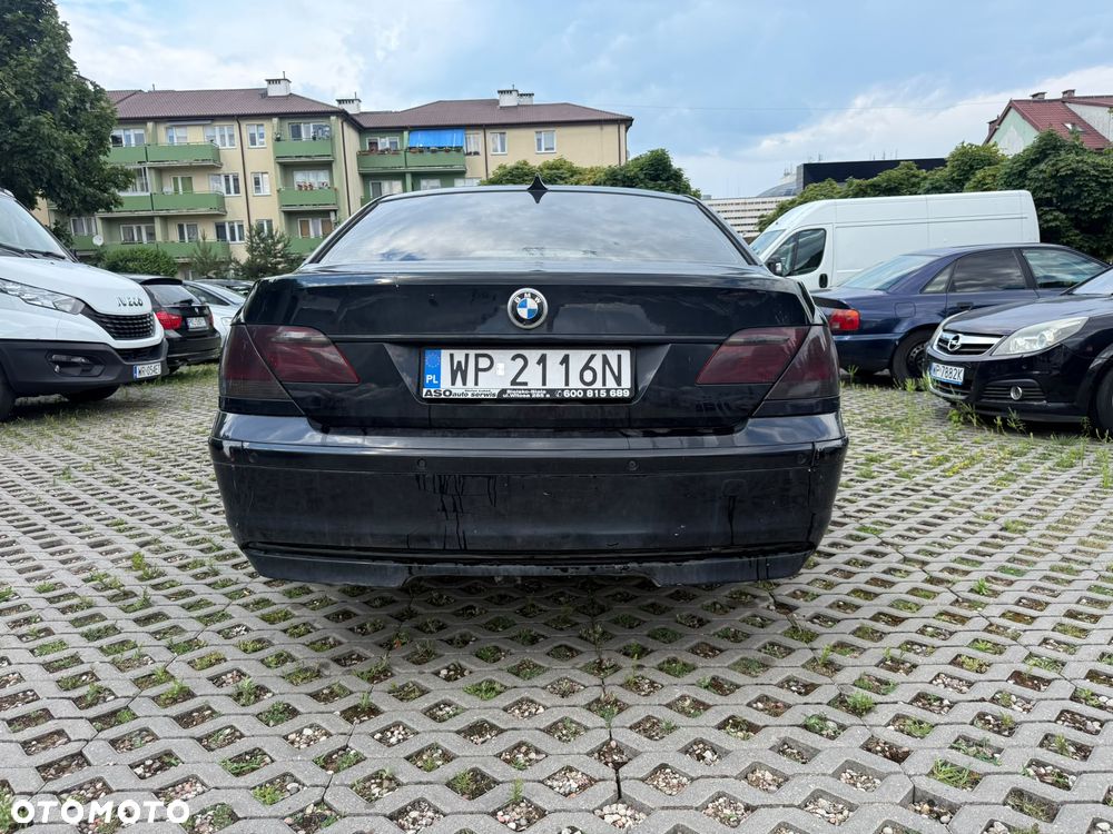 BMW Seria 7 - 10