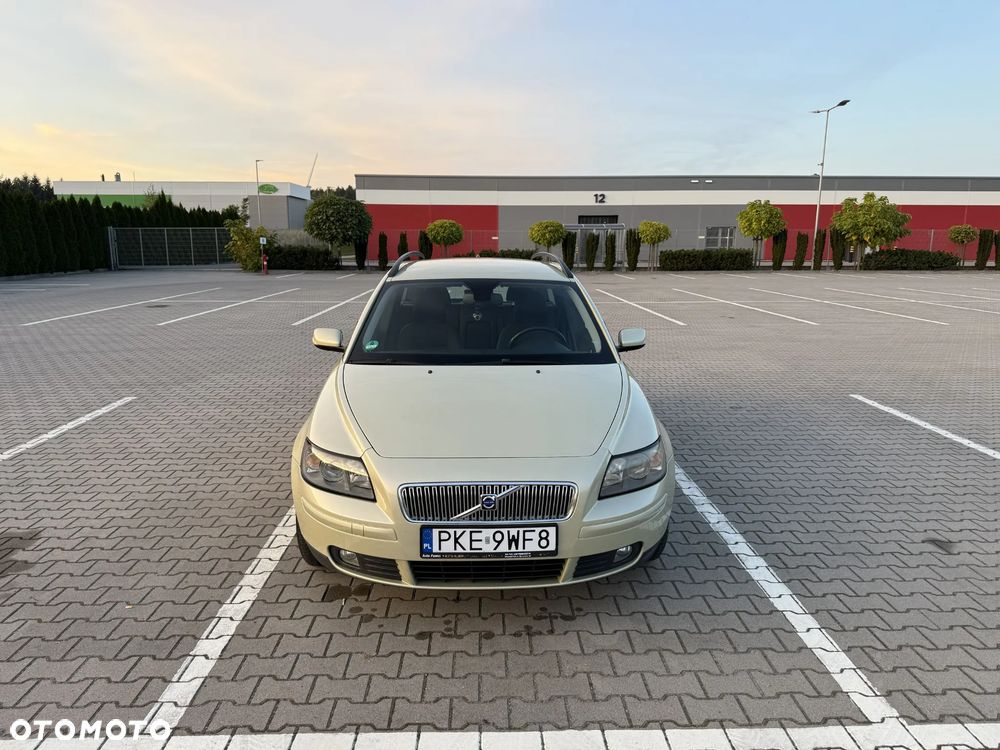 Volvo V50 1.8 Momentum - 4