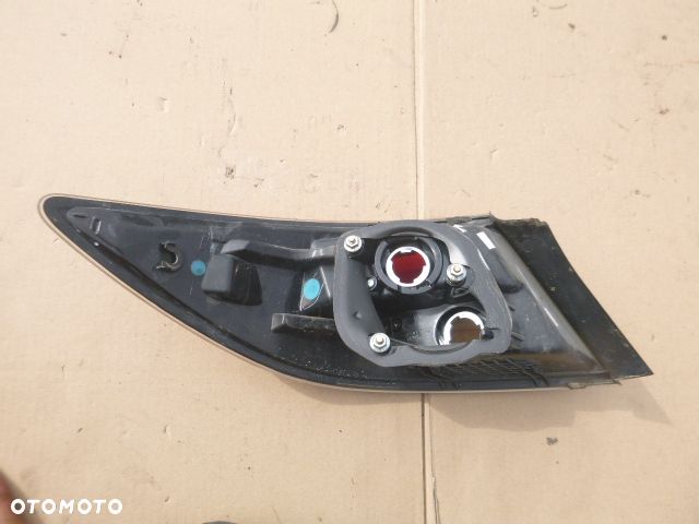 LAMPA PRAWY TYŁ PRAWA TYLNA MAZDA 6 SEDAN WERSJA USA 2010 - 13