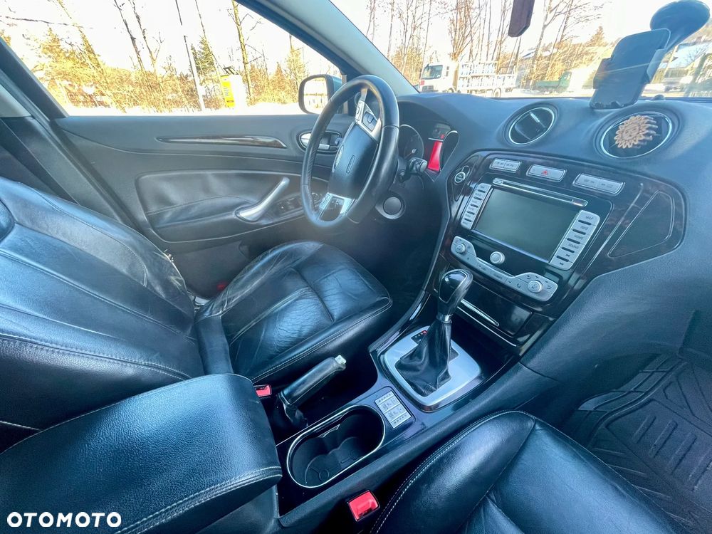 Ford Mondeo 2.0 TDCi Ghia - 35