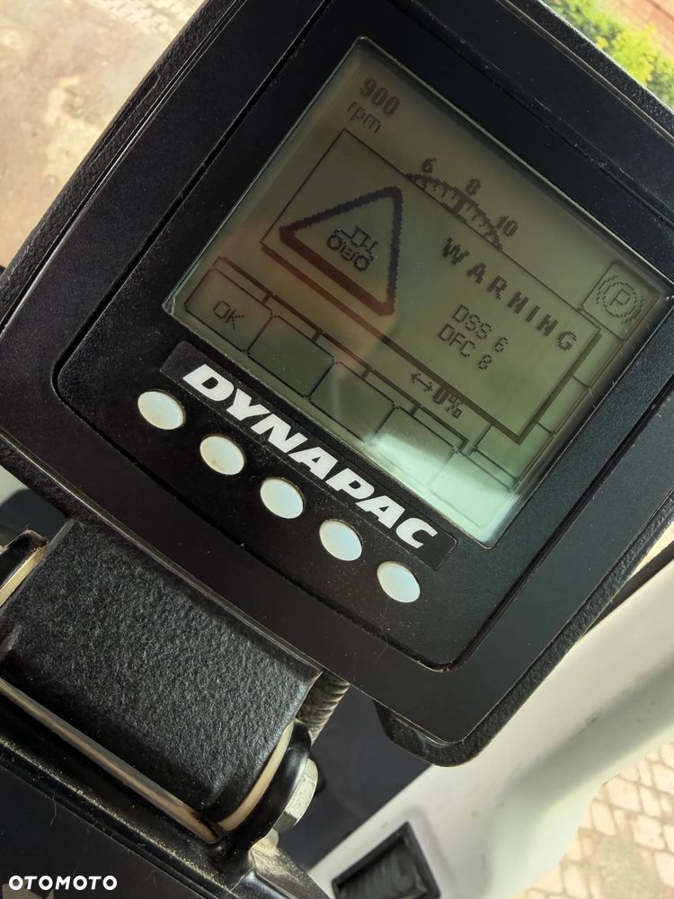 Atlas Copco DYNAPAC CA3500D Walec Drogowy Terenowy Guma-Stal. 12 ton. Import Norwegia 2015rok. Maszyna w pięknym stanie! Wentylacja Klima. Serwisy w Dekra AKTUALNE. Zero zniszczeń IGŁA Po serwisach eksploatacyjnych w Norwegii. Walec z Upadłości od pierwszego właściciela. Posiada system przeciwpożarowy! Obrotowy fotel wraz ze sterowaniem. Gniazdo 230volt. Dokumenty Dekra! Silnik Cummins 140Km. Nagłośnienie radio na pilot! Usb. Zero luzów i wycieków! - 10
