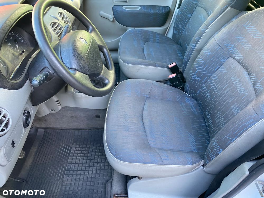 Renault Kangoo 1.5 DCI - 13
