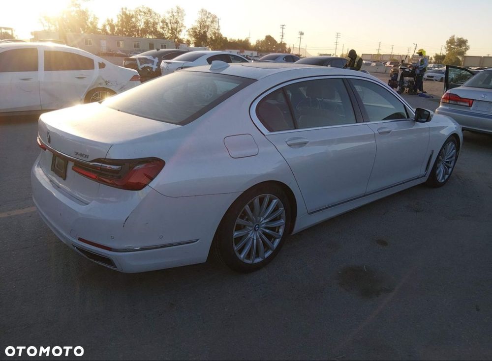 BMW Seria 7 - 5