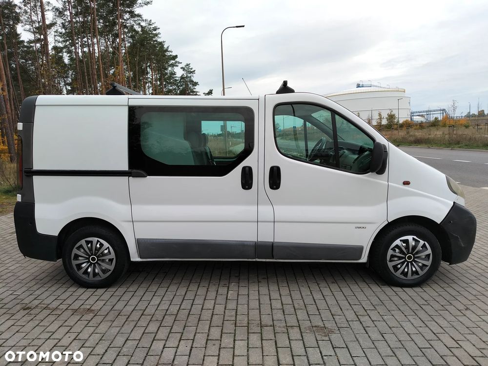 Opel Vivaro 2003 photo 5