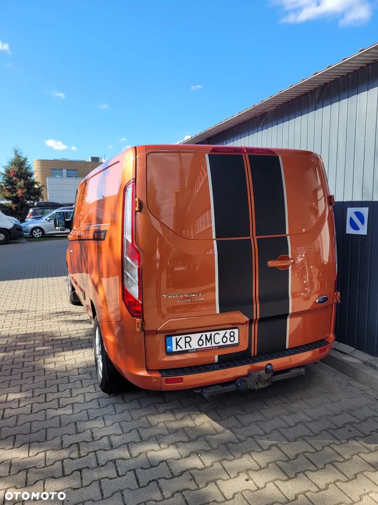 Ford TRANSIT CUSTOM - 3