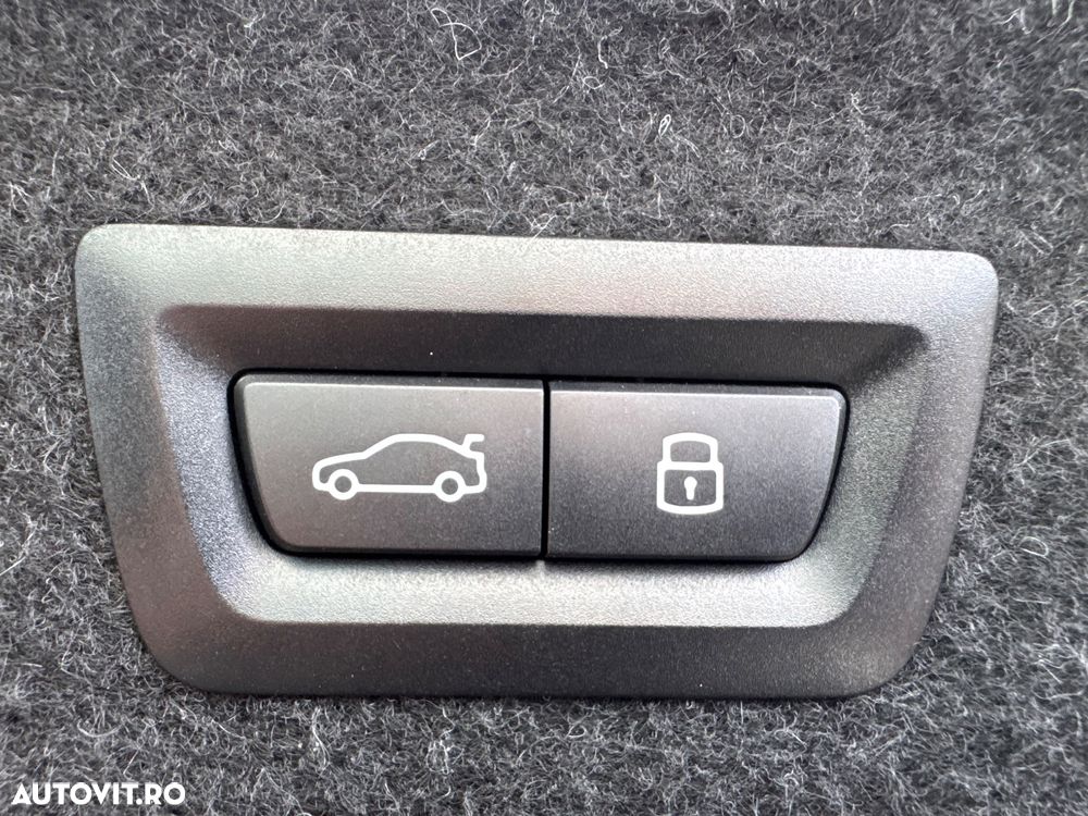 BMW M4 Competition M xDrive AT - 34