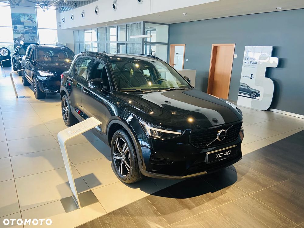 Volvo XC 40 B3 Plus Dark