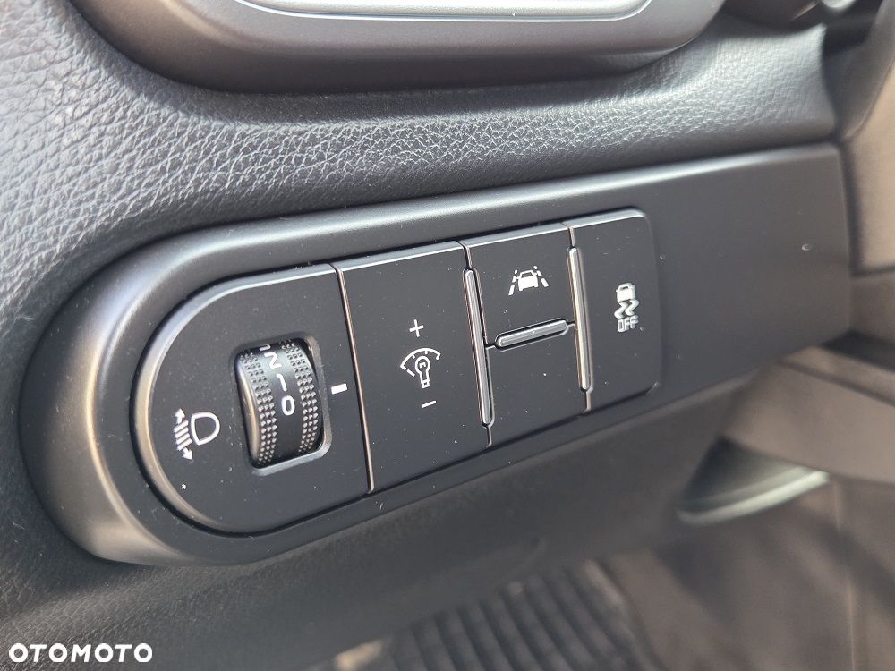 Kia Ceed 1.4 T-GDI OPF Platinum Edition - 18