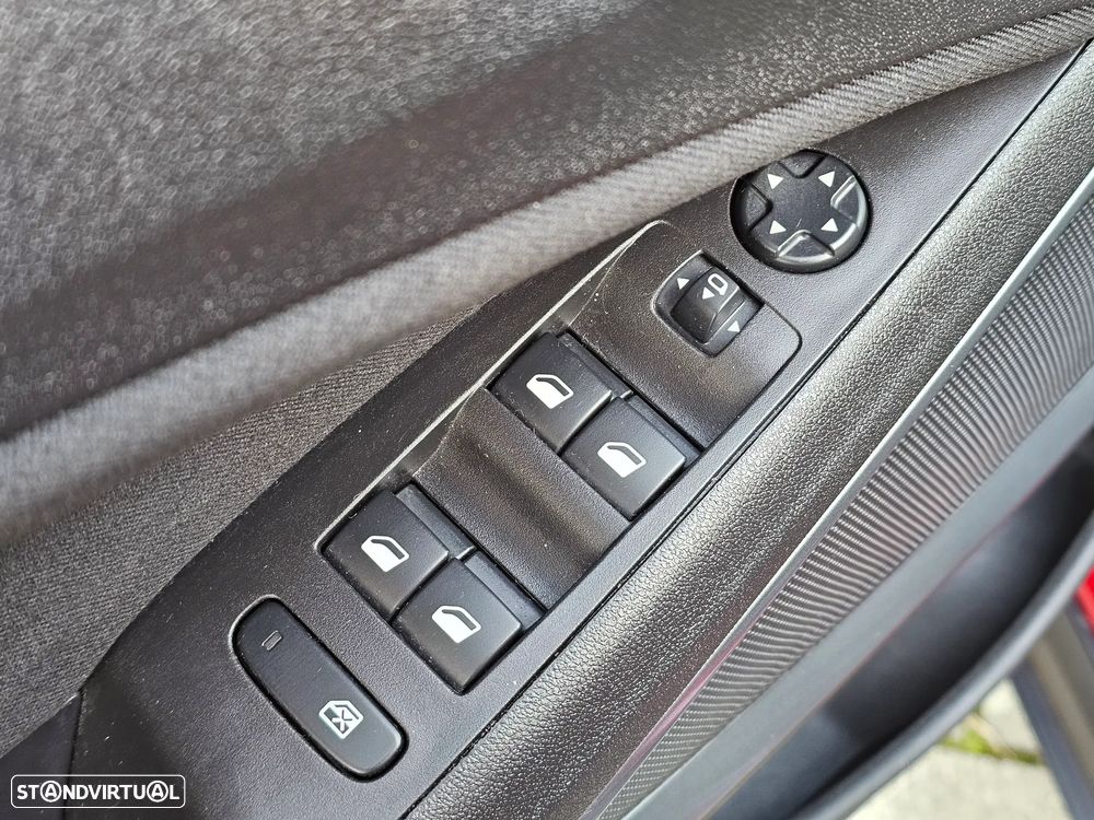 Opel Crossland X 1.2 T Innovation - 8