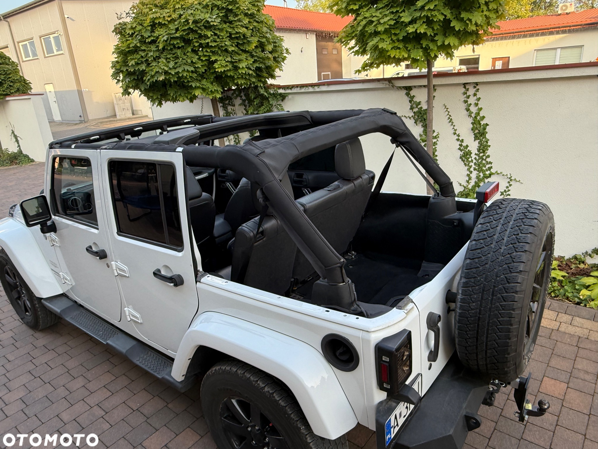 Jeep Wrangler - 8