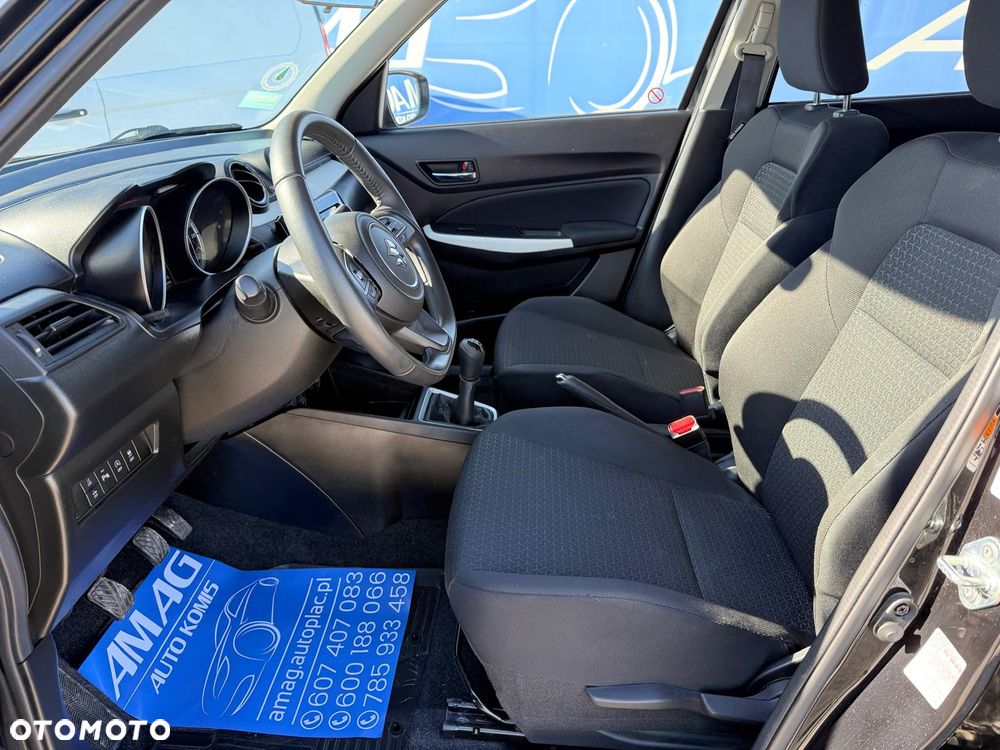 Suzuki Swift 1.2 Dualjet Hybrid MT Club - 13