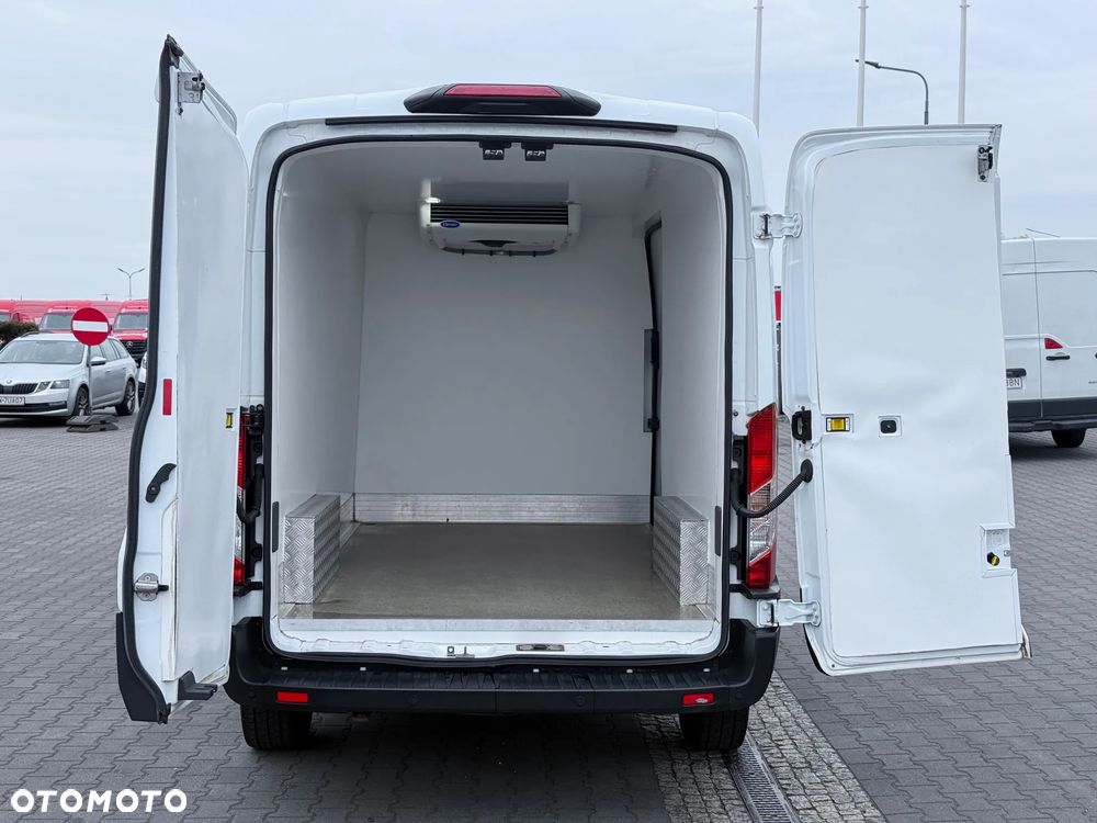 Ford Transit L3H2 Chłodnia Izoterma Salon PL, Jeden Właściciel - 16