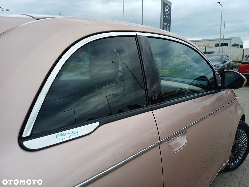 Fiat 500e - 12