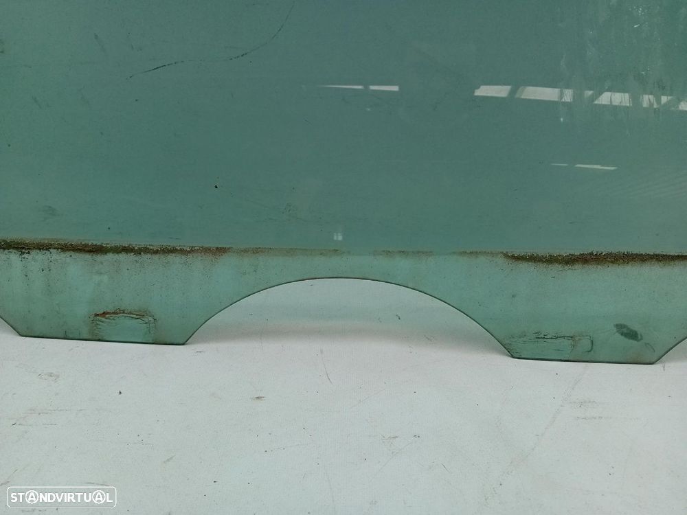 Vidro porta frente esquerda VOLKSWAGEN Polo (9N) - 2
