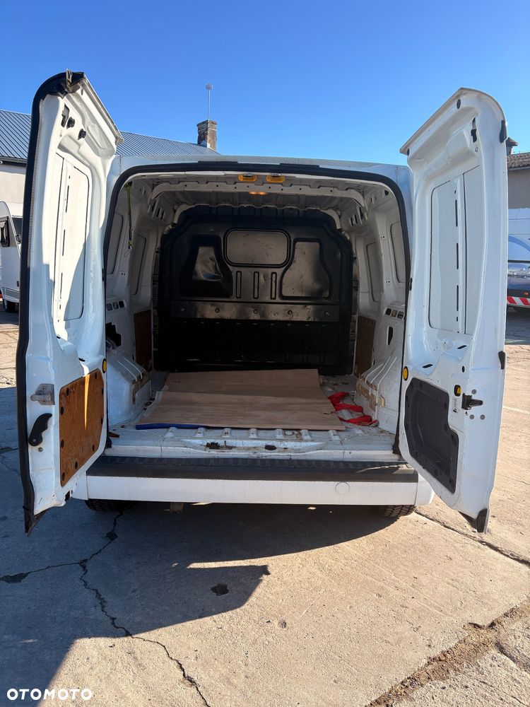 Ford Tourneo Connect - 5