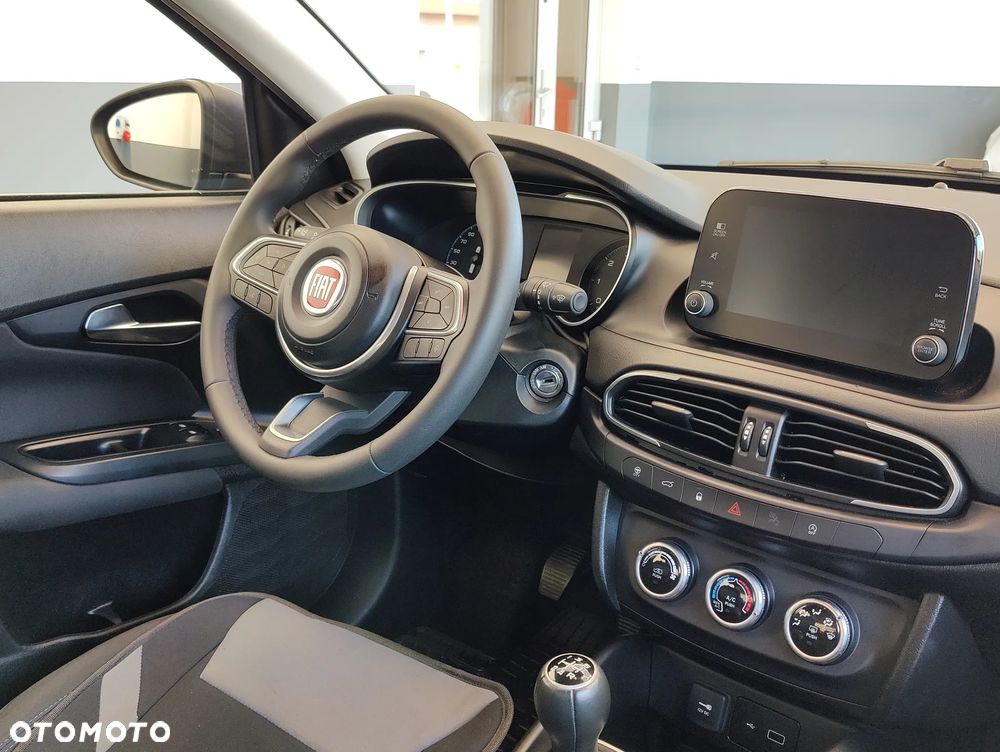 Fiat Tipo 1.0 T3 - 10