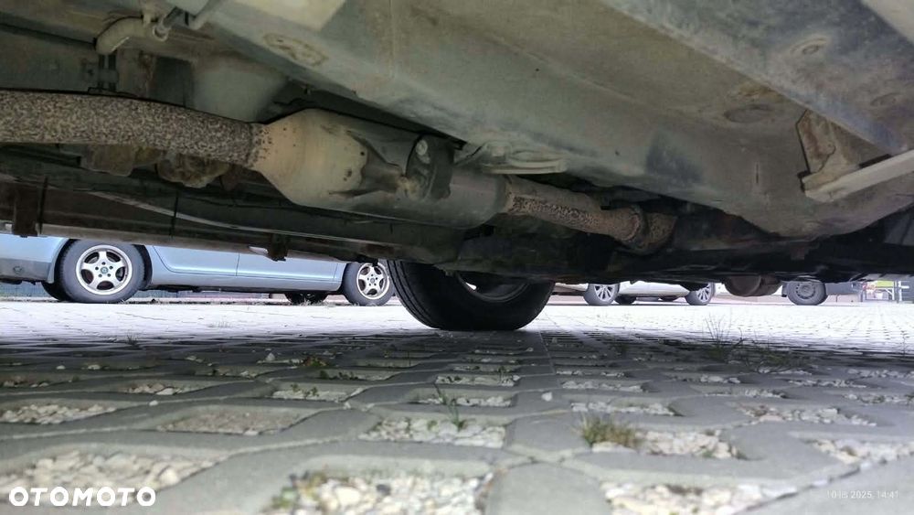 Toyota RAV4 2.0 VVT-i 4x4 - 19
