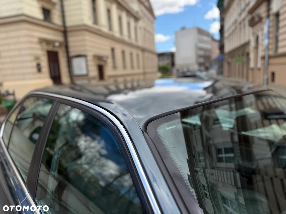 BMW Seria 7 740i - 23