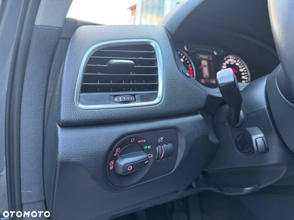 Audi Q3 2.0 TDI Edycja Specjalna - 14