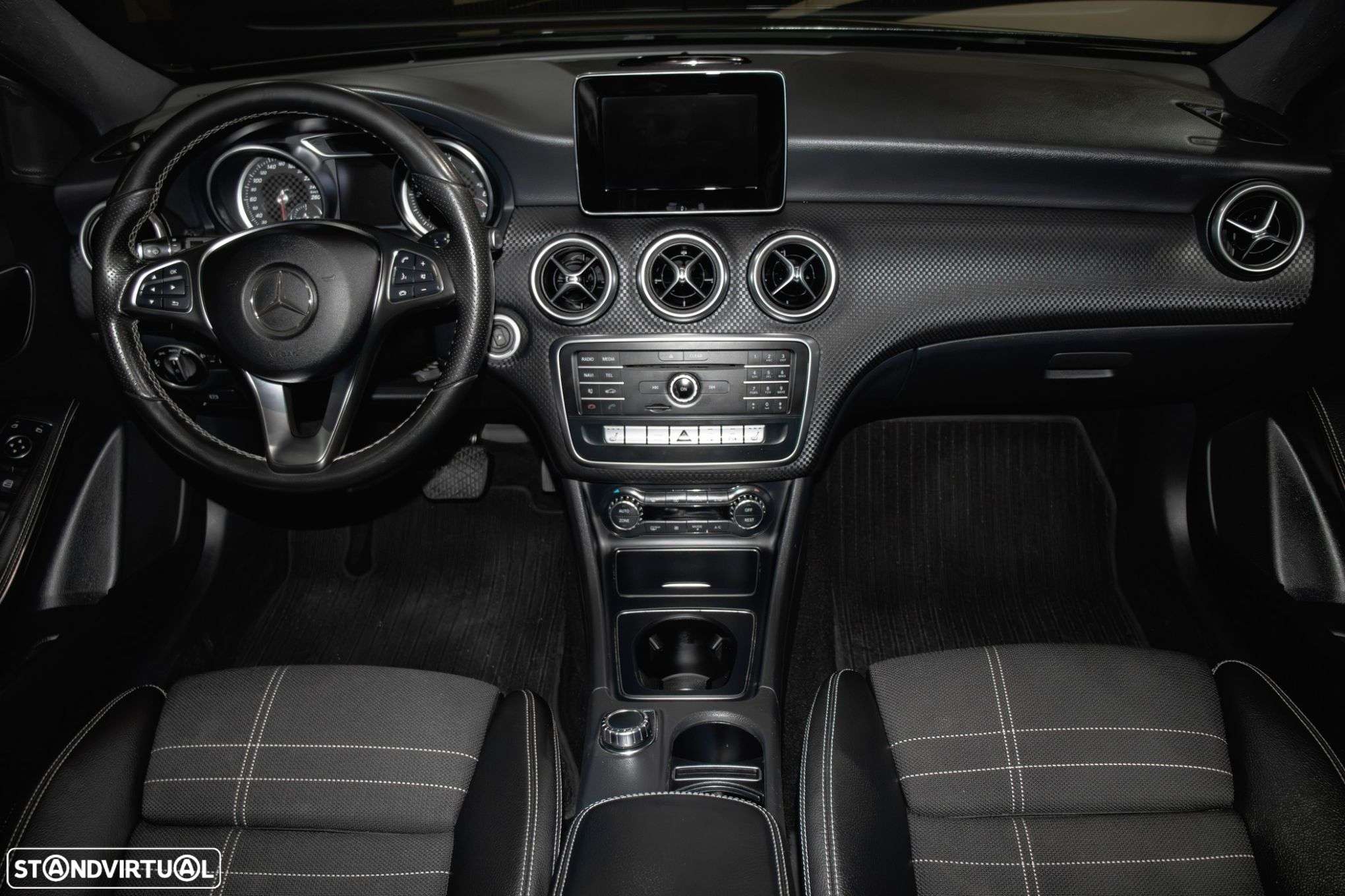 Mercedes-Benz A 180 d Urban Aut. - 19