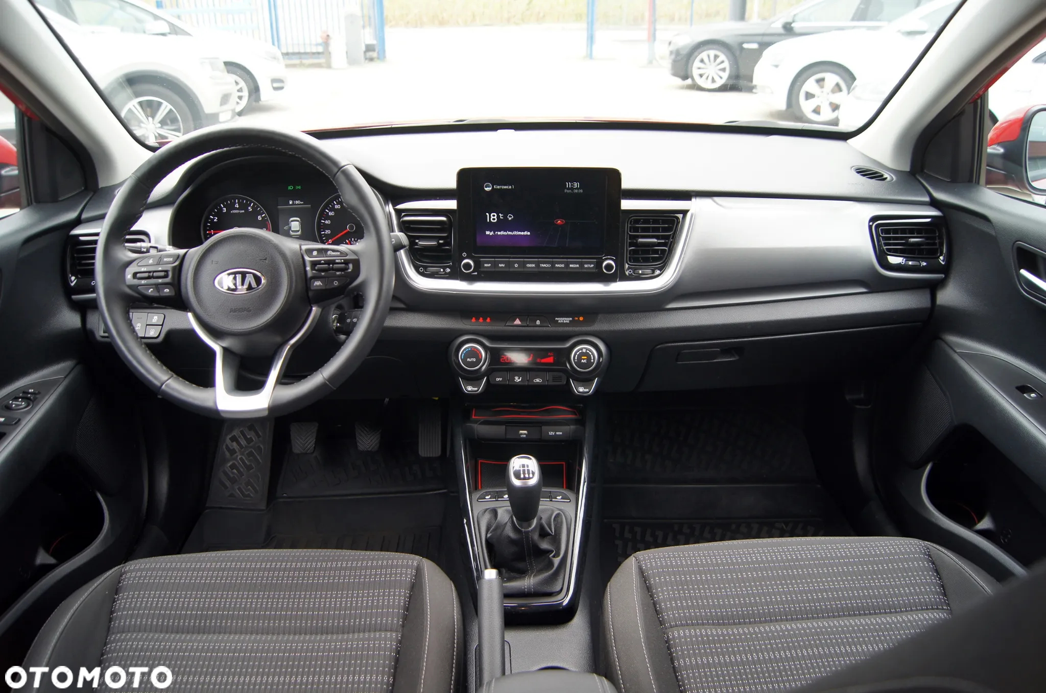 Kia Stonic 1.0 T-GDI L - 10