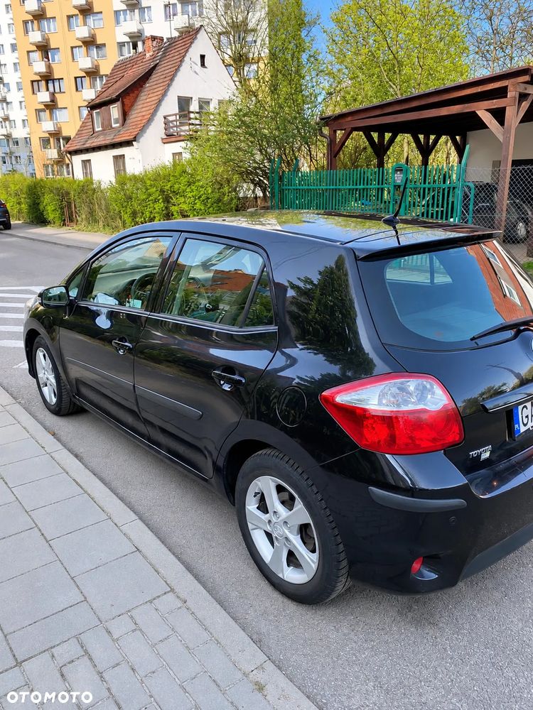 Toyota Auris 1.6 Premium - 7