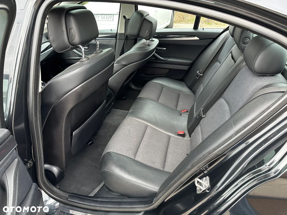 BMW Seria 5 - 21