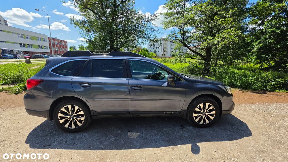 Subaru Outback 3.6 R Exclusive Navi - 9
