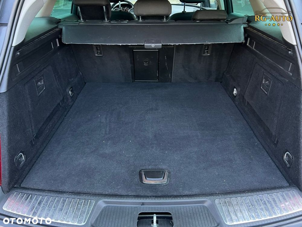 Opel Insignia - 24