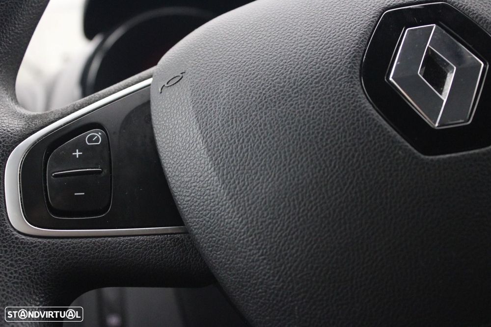 Renault Clio 1.5 dCi Zen — fotografia 10