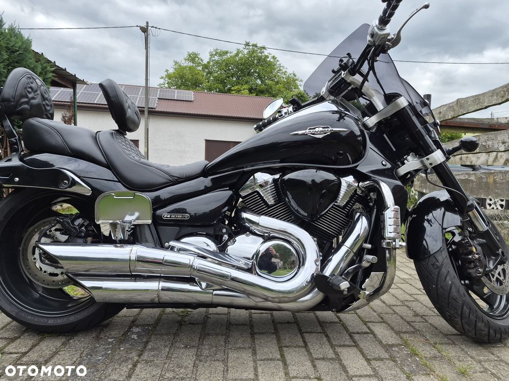 Suzuki Intruder - 16